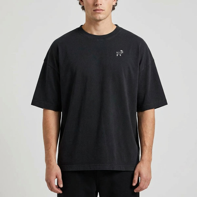 NO RISK NO STORY Oversized T-Shirt - Legendary Branding