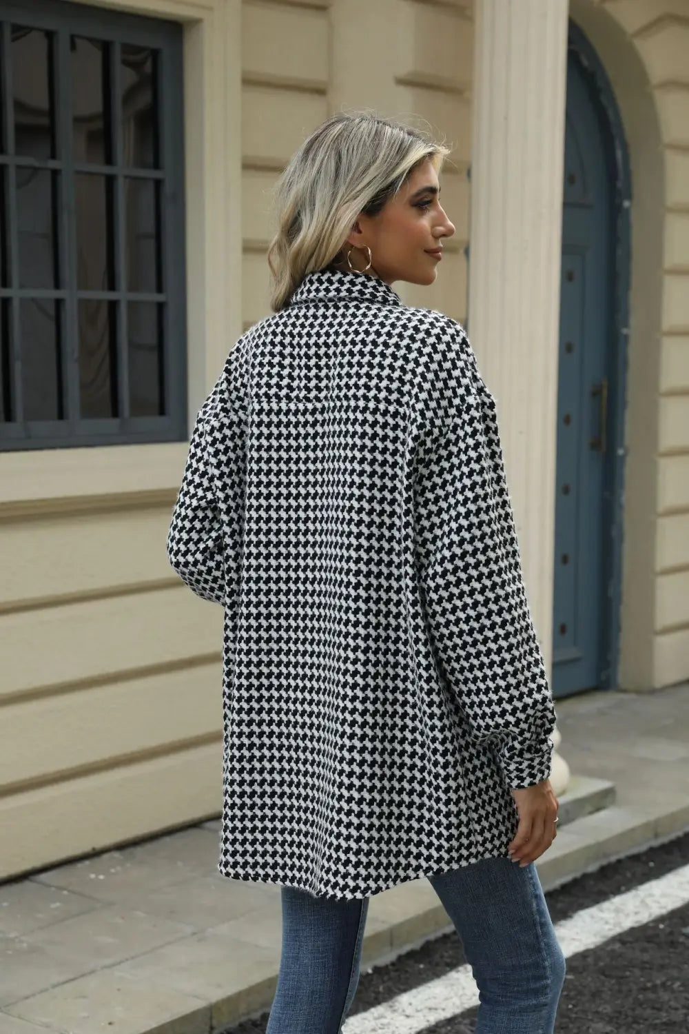 Women’s Hounds-Tooth Lapel Coat (Mid length)