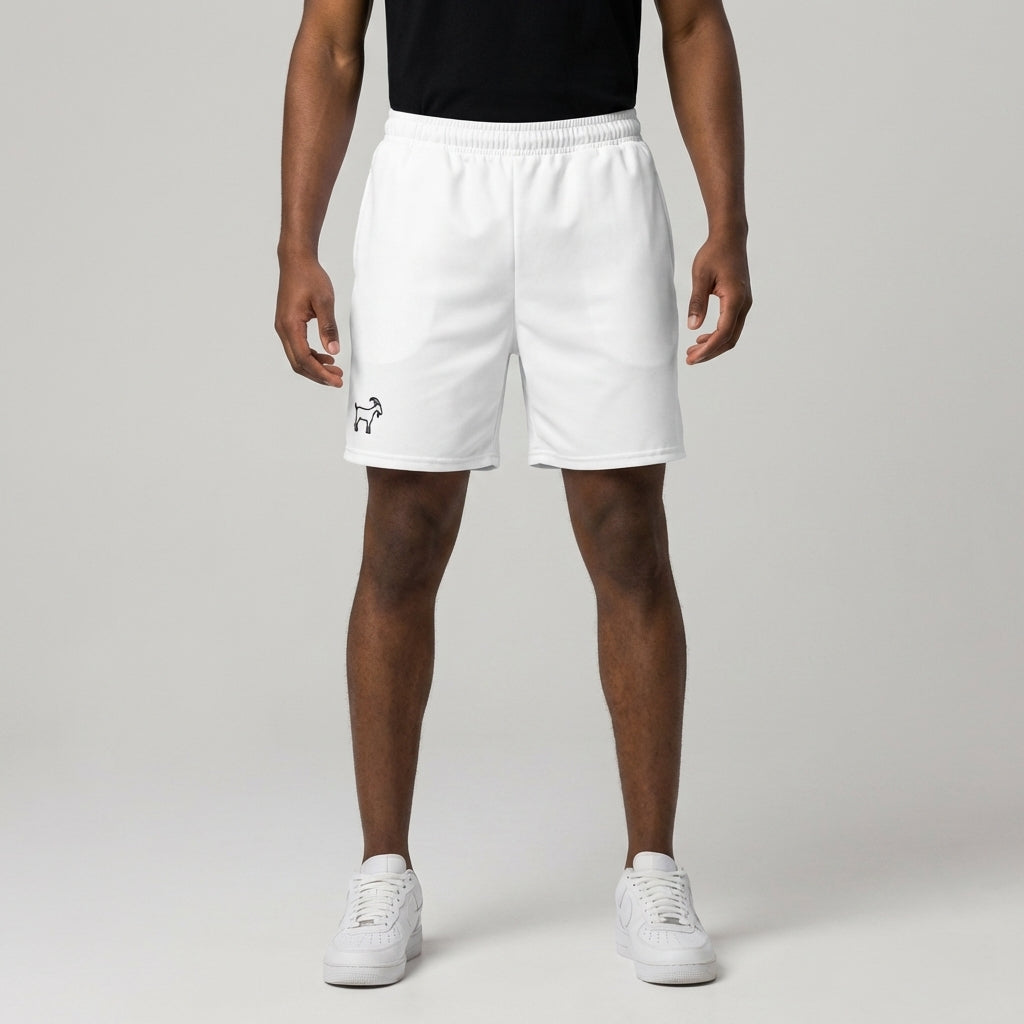 Short de sport (blanc) – Short de course extensible recyclé, protection solaire UPF 50+, poches en filet anti-humidité | Legendary Branding®